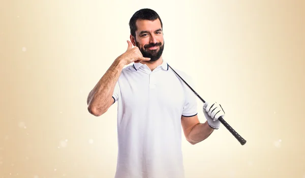 Golfista haciendo gesto de teléfono — Foto de Stock