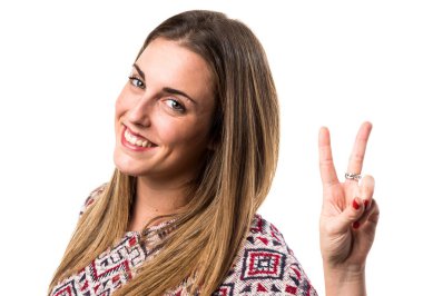 Güzel brumette yetişkin kadın