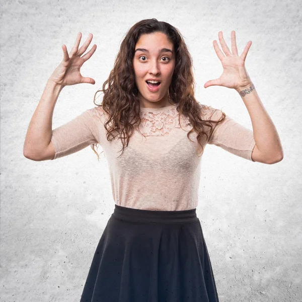 Chica joven sobre fondo aislado — Foto de Stock