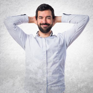 Adam kendisiyle gurur