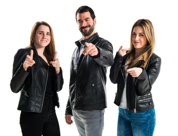 Arkadaşlar açık için işaret