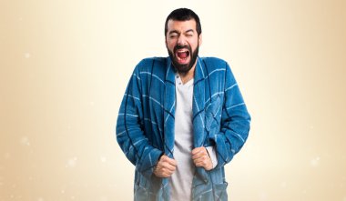 Sabahlık bağıran adam