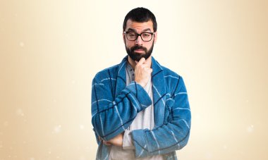 Adam sabahlık düşüncesinde