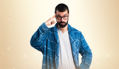 Adam sabahlık düşüncesinde