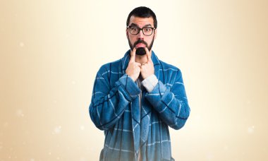 Üzgün adam sabahlık