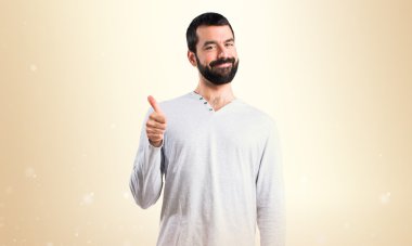 Erkek pijama başparmak ile