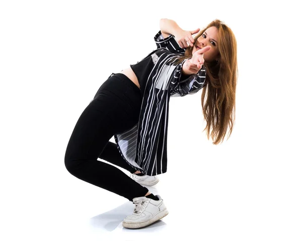 Vrouw dansen op geïsoleerde achtergrond — Stockfoto