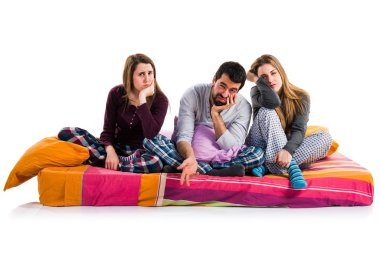 İzole arka plan üzerinde arkadaşlar