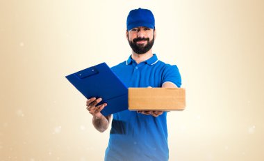 Teslimatçı ile ağıl