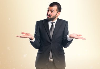 Önemsiz bir jest yapma işadamı