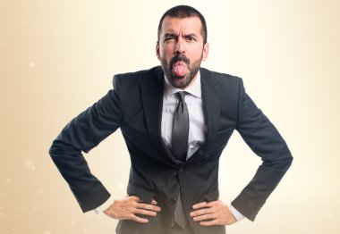 Şaka yapıyor işadamı