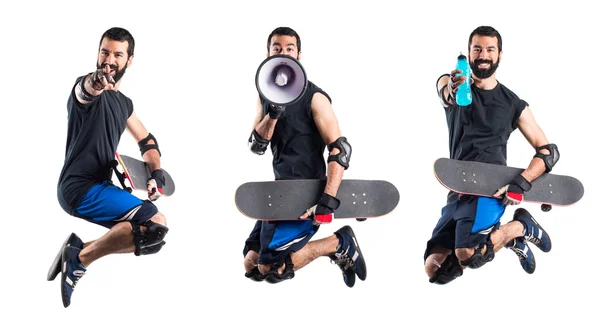 Skater saltando y gritando por megáfono —  Fotos de Stock