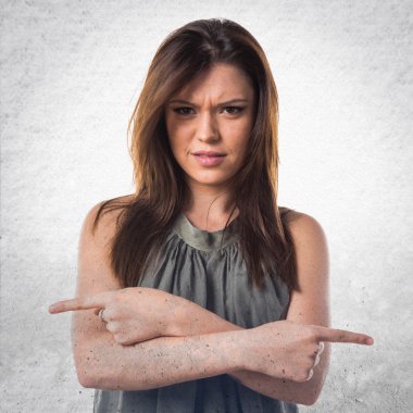 Genç kız şüpheleri laterallerin işaret