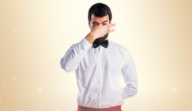 Garson kötü jest kokulu yapma