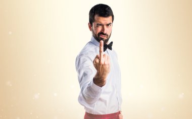 Garson boynuz jest yapma