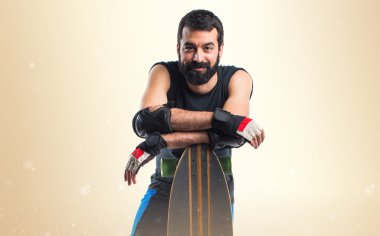 Patenci adam longboard ile