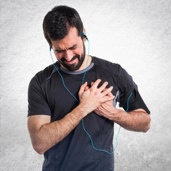 Sportler mit Herzschmerzen — Stockfoto
