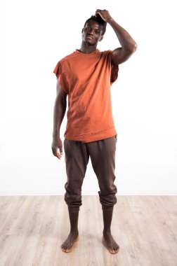 poz yakışıklı zenci