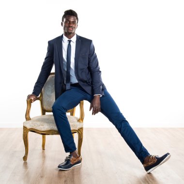 Yakışıklı iş siyah adamı