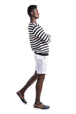 Siyah adam kollarını ile geçti