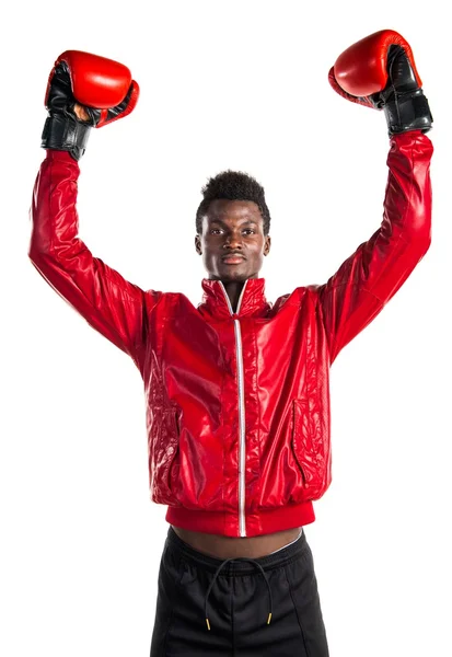 Чёрный мужчина в боксёрских перчатках — стоковое фото