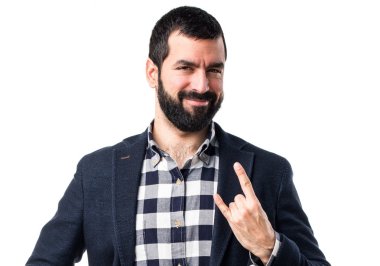 Esmer yakışıklı poz