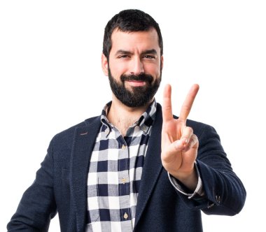 Esmer yakışıklı poz