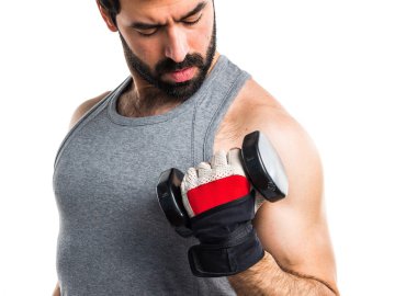 Esmer yakışıklı poz