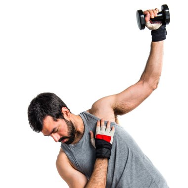 Esmer yakışıklı poz