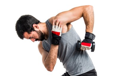 Esmer yakışıklı poz