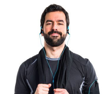 Esmer yakışıklı poz