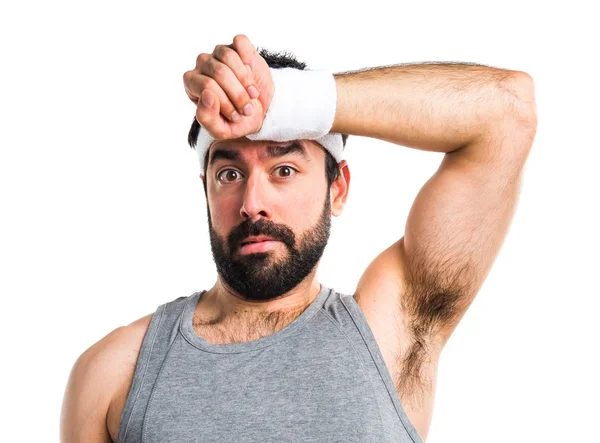 Esmer yakışıklı poz