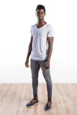 poz yakışıklı zenci