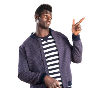 Siyah adam yukarı dönük