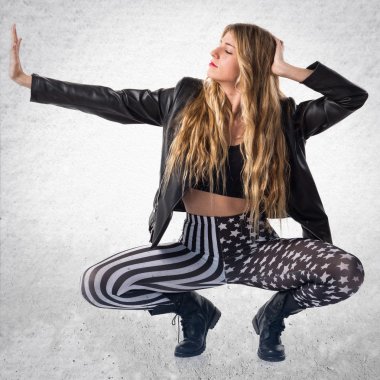 İzole arka plan güzel sarışın kadın