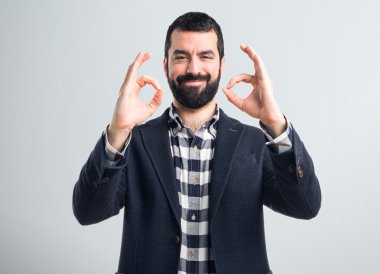 yakışıklı adam izole arka plan