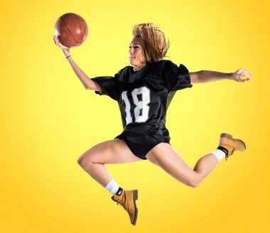 Dansçı kadın izole arka plan