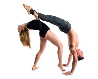 İki kişi izole arka plan üzerinde dans