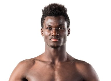 Studio poz güçlü siyah adam