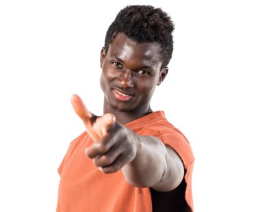 Yakışıklı siyah adam önüne işaret