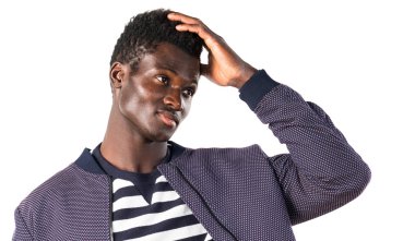 Hayal kırıklığına uğramış yakışıklı siyah adam