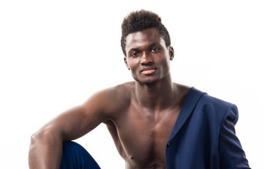 poz yakışıklı zenci