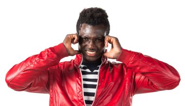 Zenci kulakları kapsayan