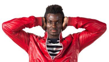 Zenci kulakları kapsayan