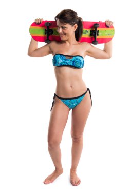 Kaymak ile mavi bikinili kadın