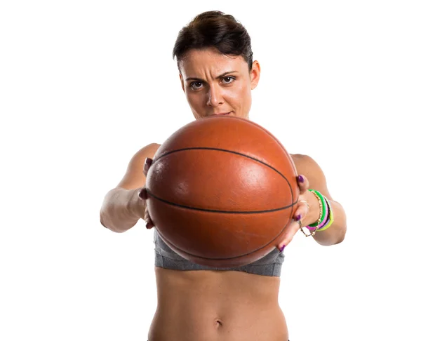Αθλητισμός γυναίκα παίζει μπάσκετ — Φωτογραφία Αρχείου