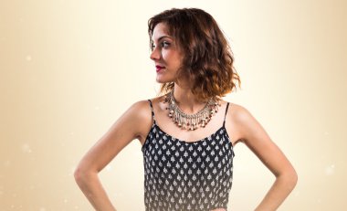 Yanal arıyorum güzel kız