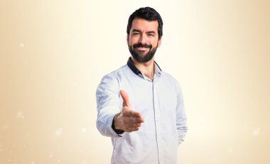 Bir anlaşma yapmadan adam