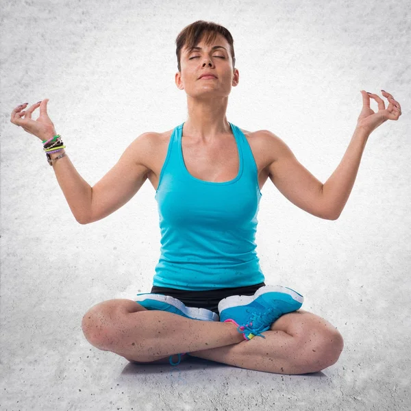 Deporte mujer en zen posición —  Fotos de Stock