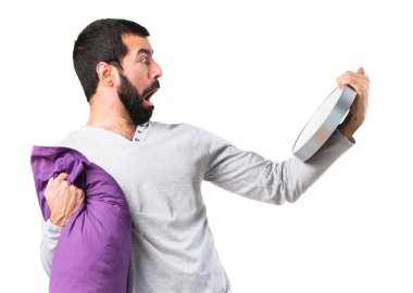 Adam saat tutan pijama